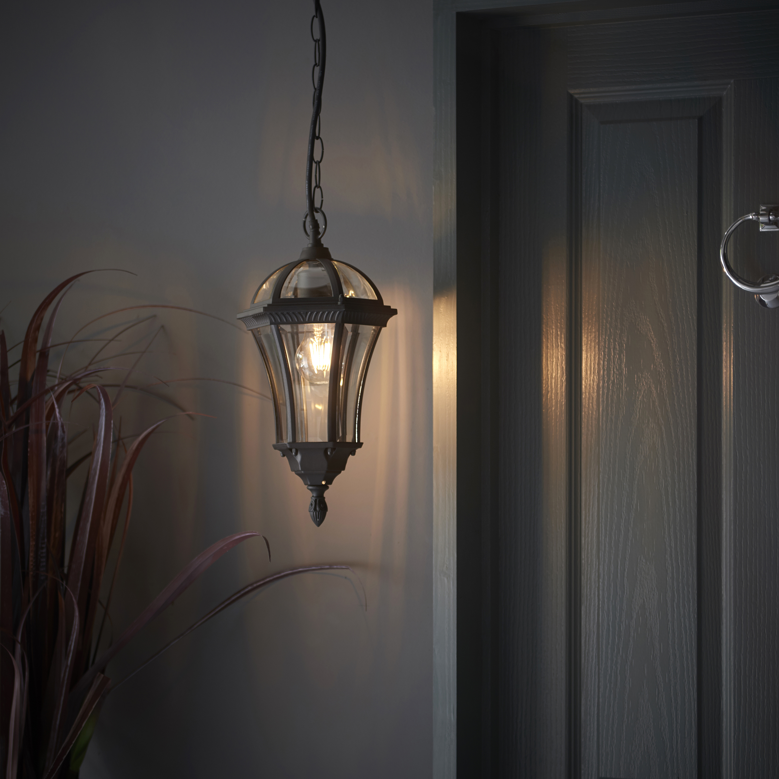 LIGHT FITTING