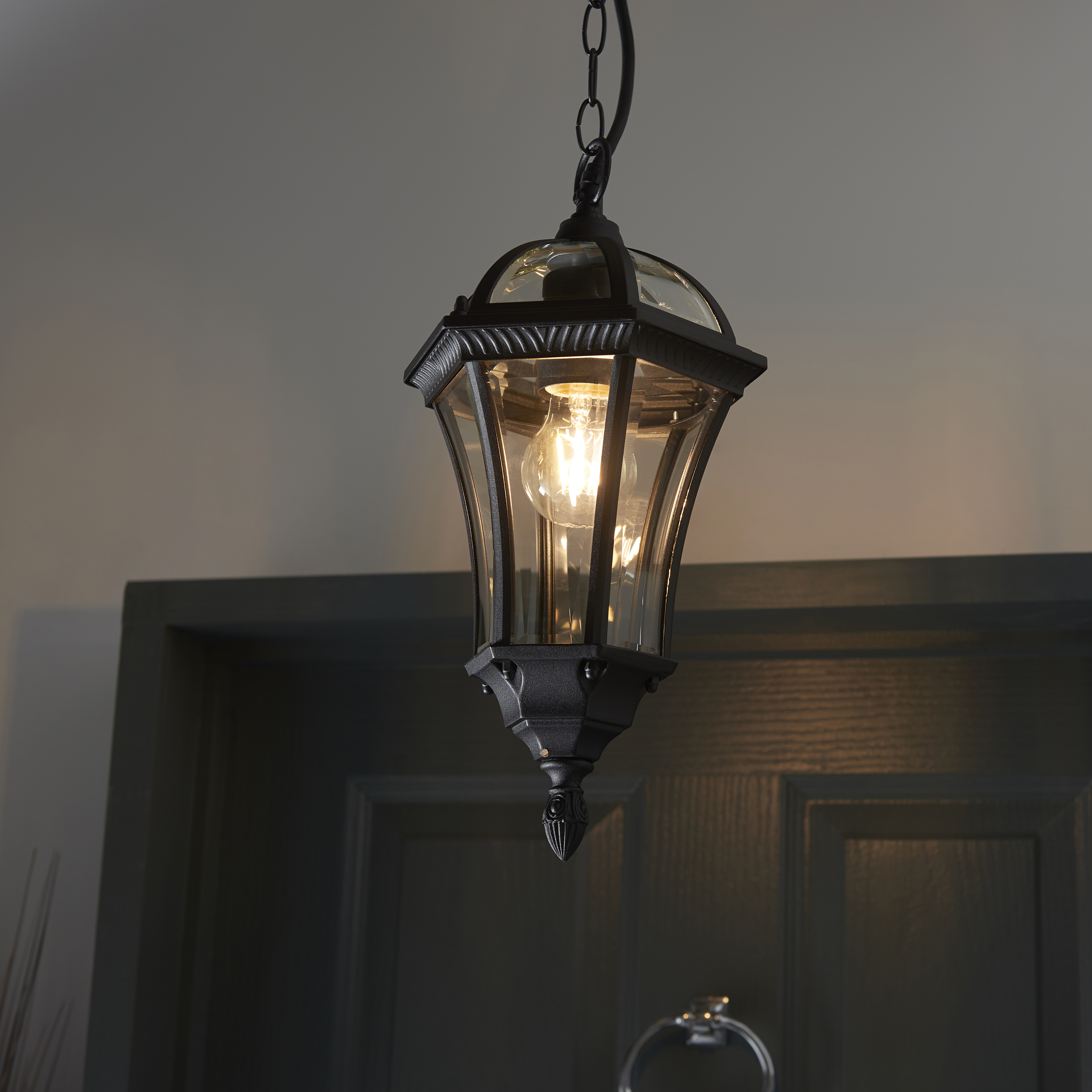 LIGHT FITTING