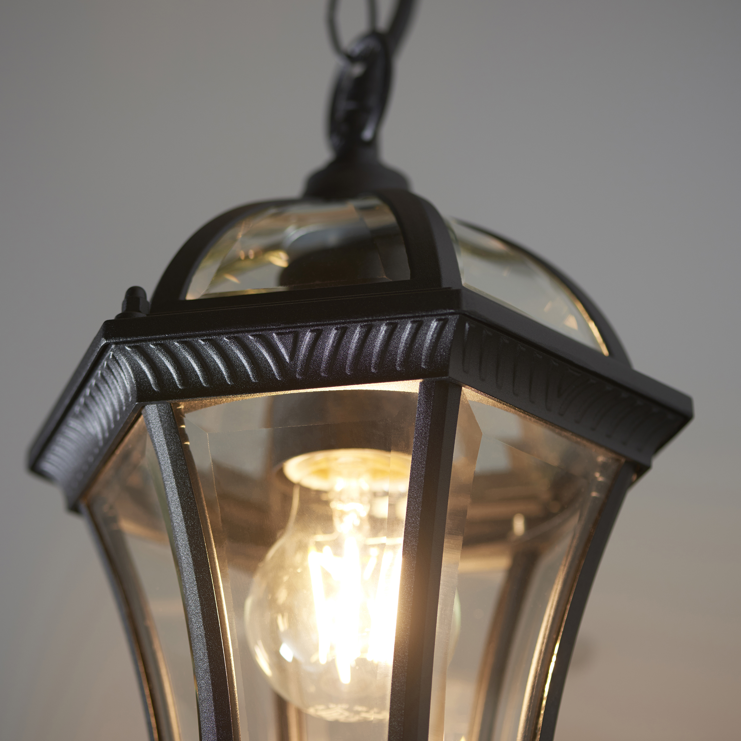 LIGHT FITTING
