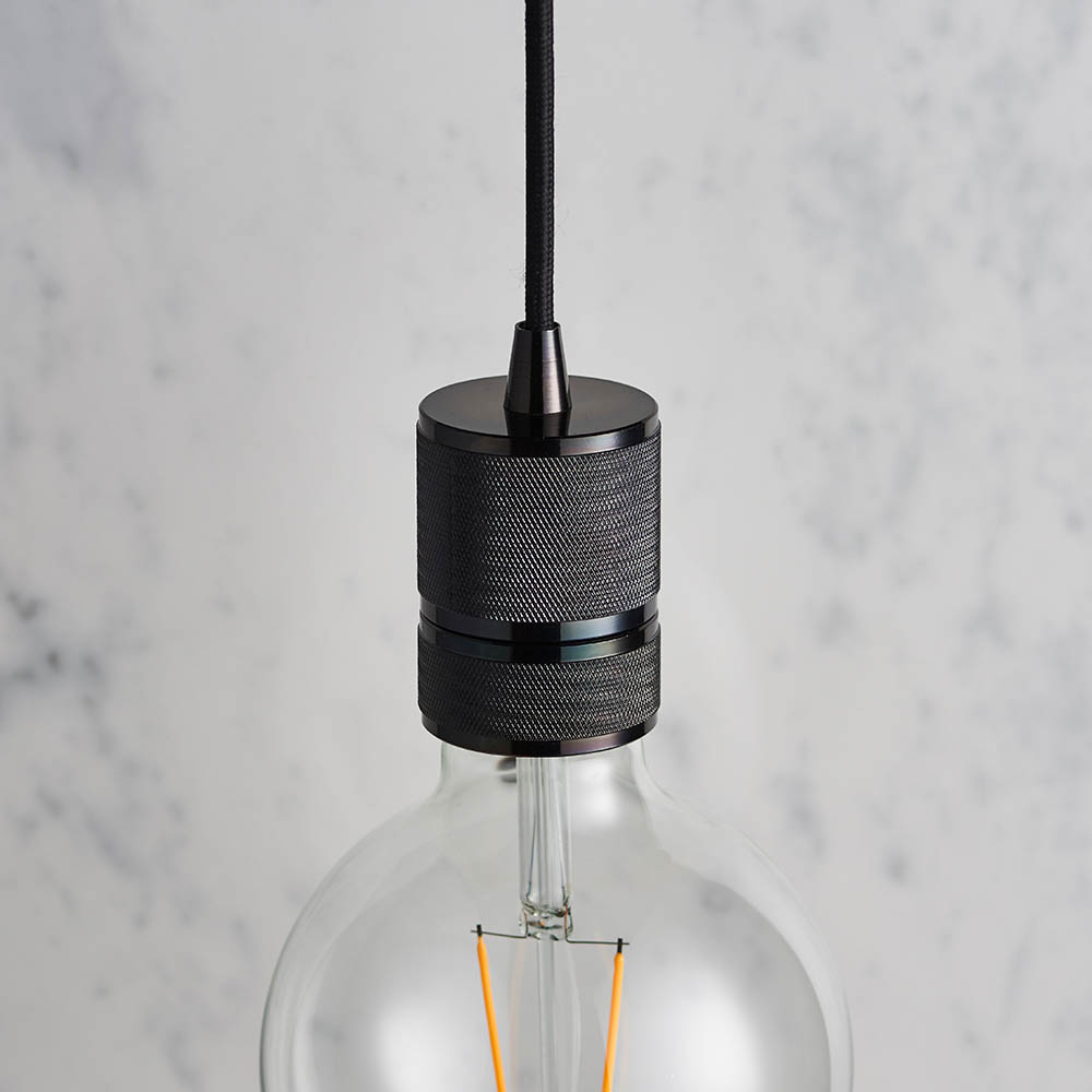 1.5M BLK FABRIC PENDANT