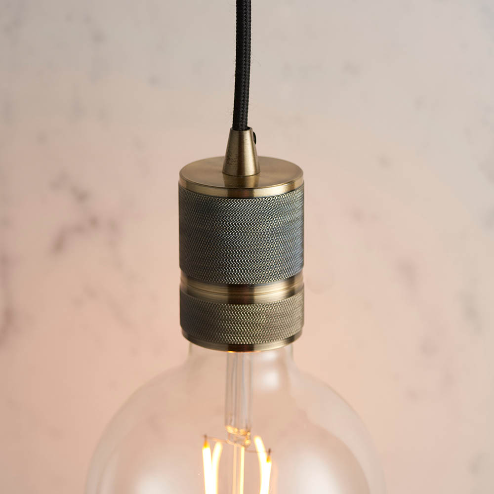 1.5M BLK FABRIC PENDANT