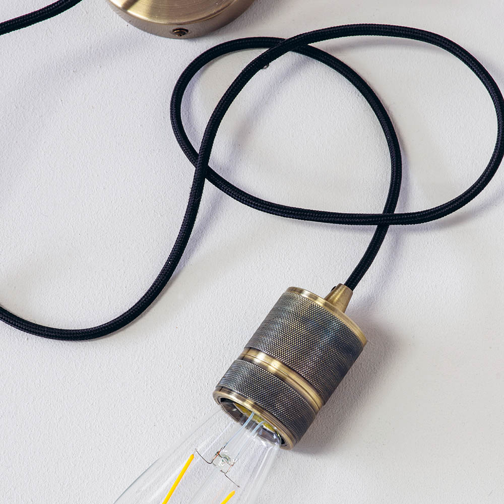 1.5M BLK FABRIC PENDANT