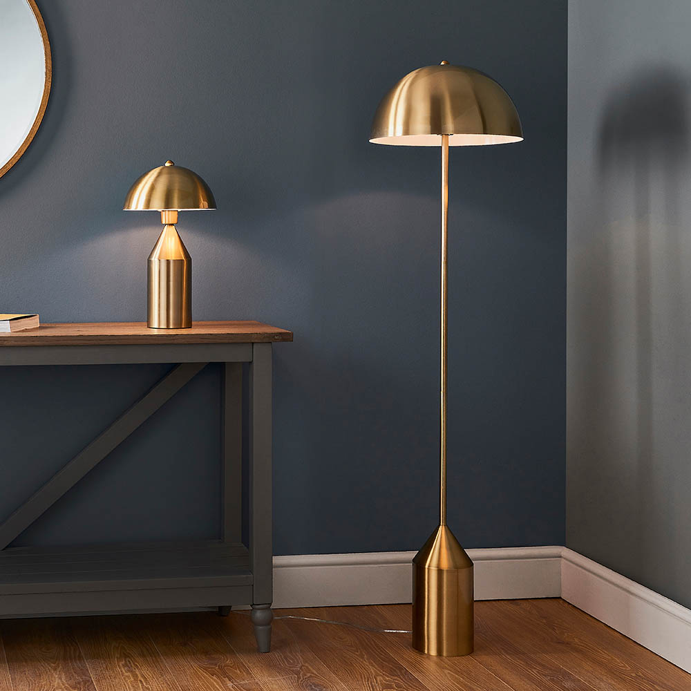ANTIQUE BRASS FLOOR LAMP
