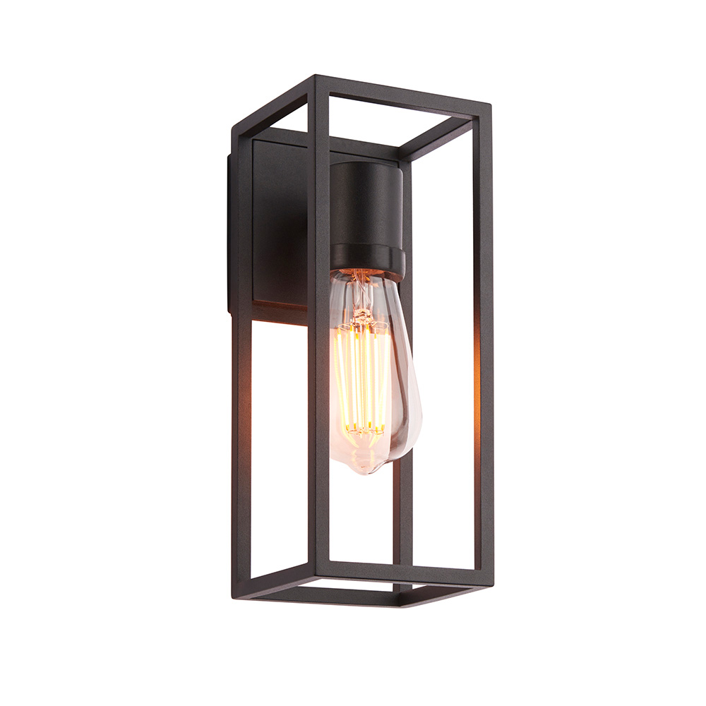 LIGHT FITTING