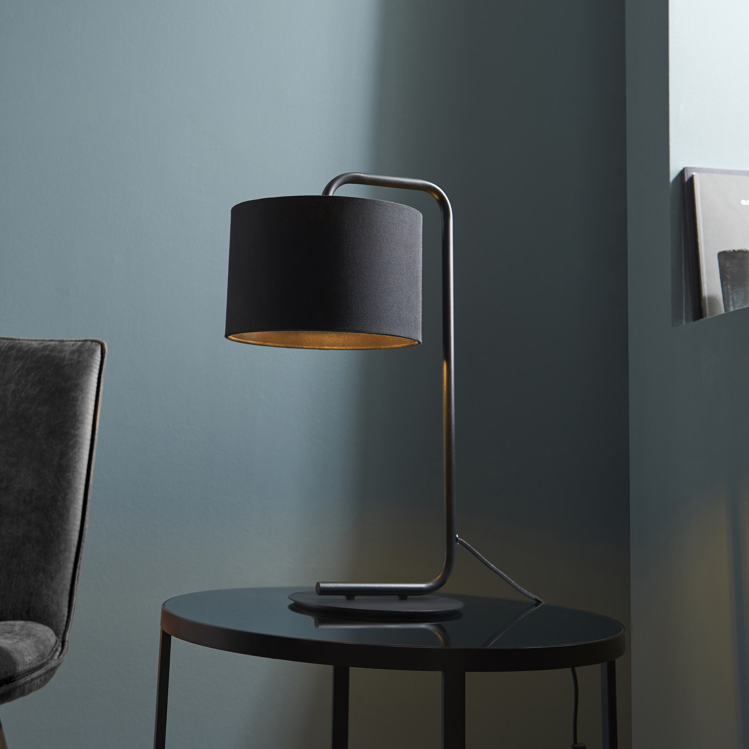 SATIN BLACK TABLE LAMP
