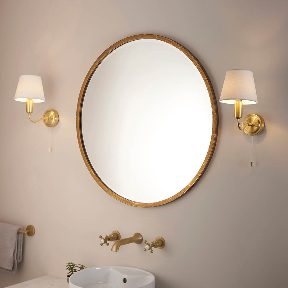 LIGHT FITTING