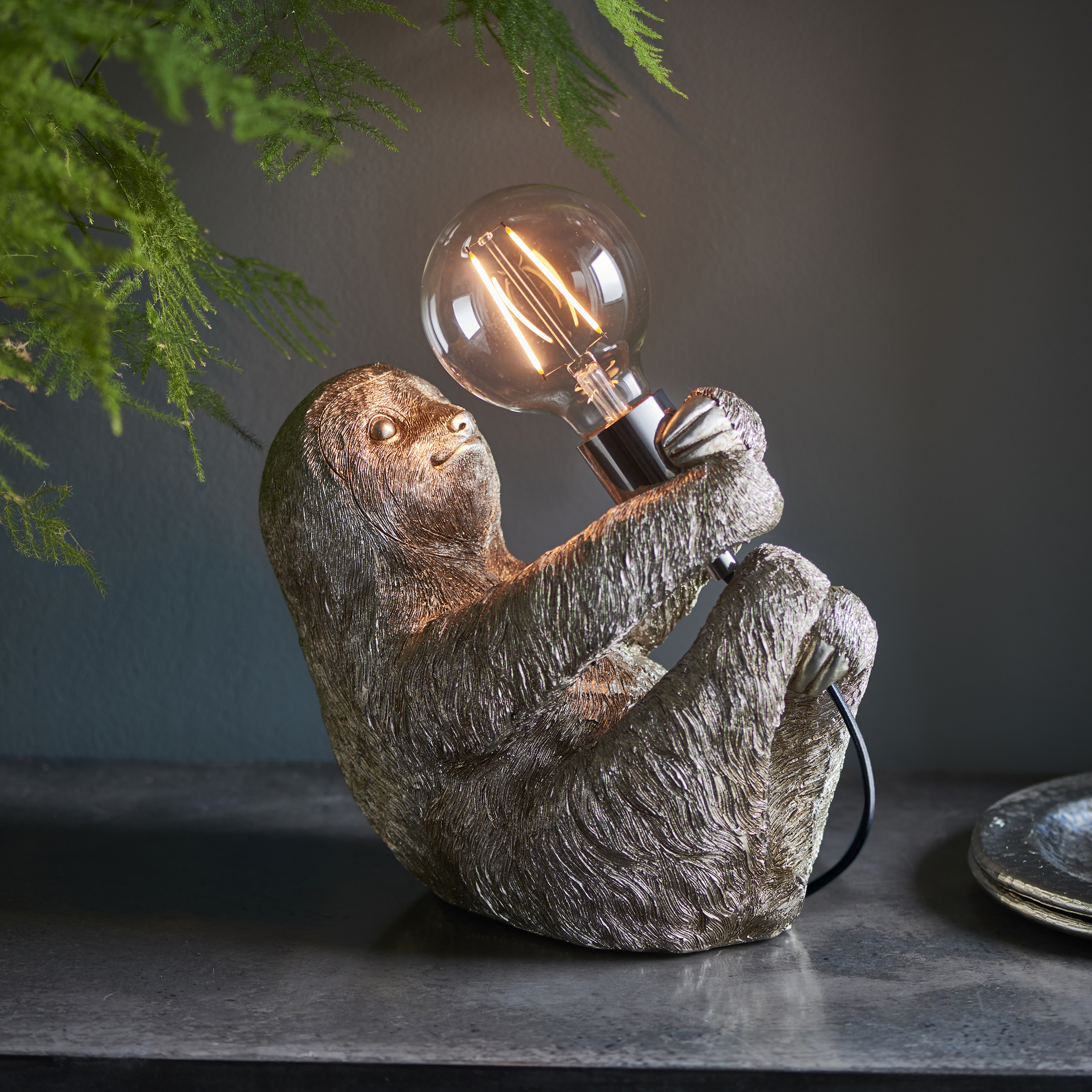 SLOTH TABLE LAMP