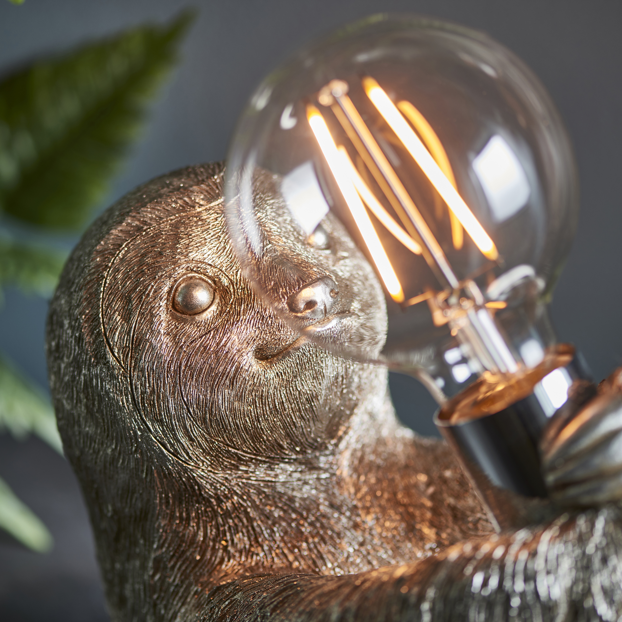 SLOTH TABLE LAMP