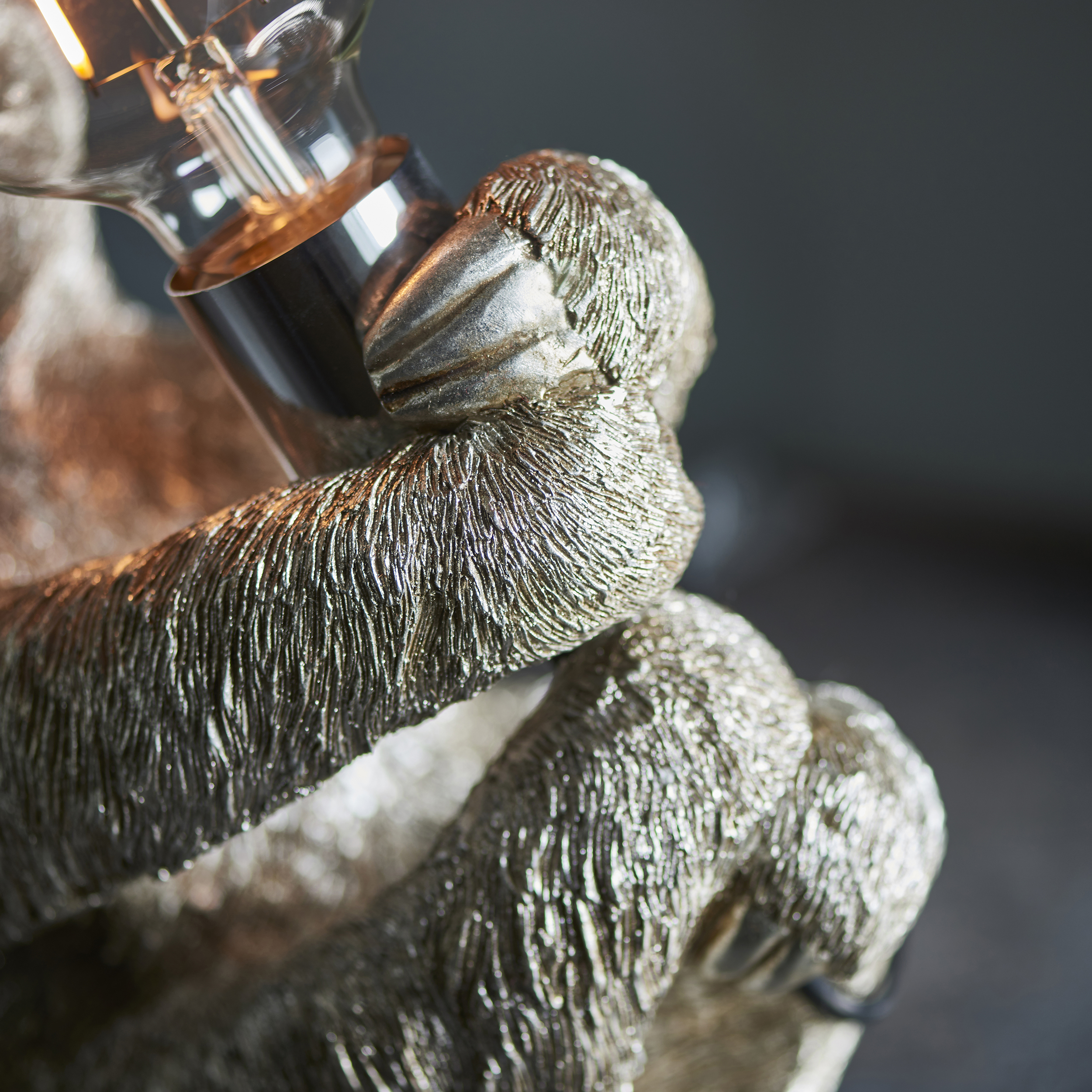 SLOTH TABLE LAMP