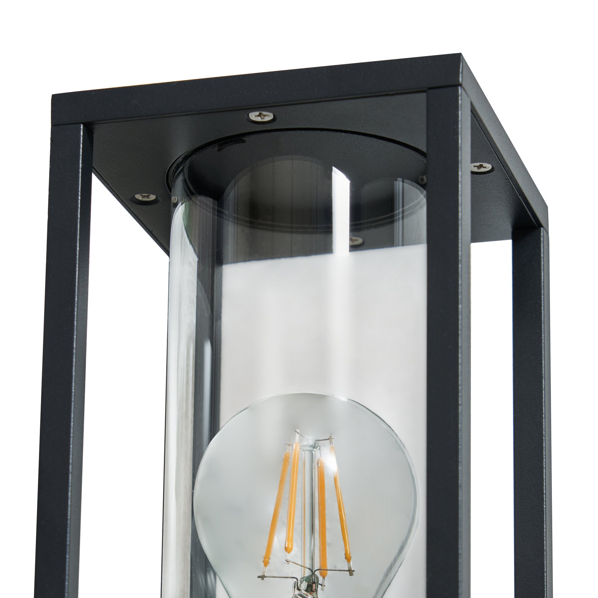 Forum ZN-46033-BLK Harmby Wall Lantern