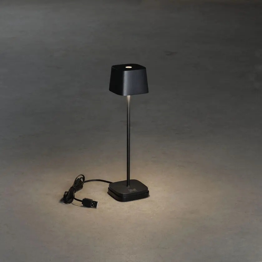 USB DIMMABLE TABLE LAMP