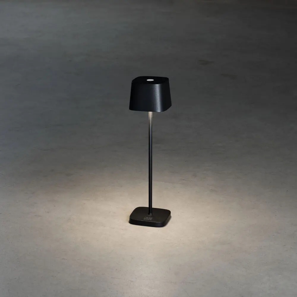 USB DIMMABLE TABLE LAMP